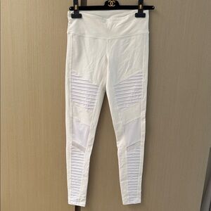 ALO Yoga White Leggings with Mesh Detail